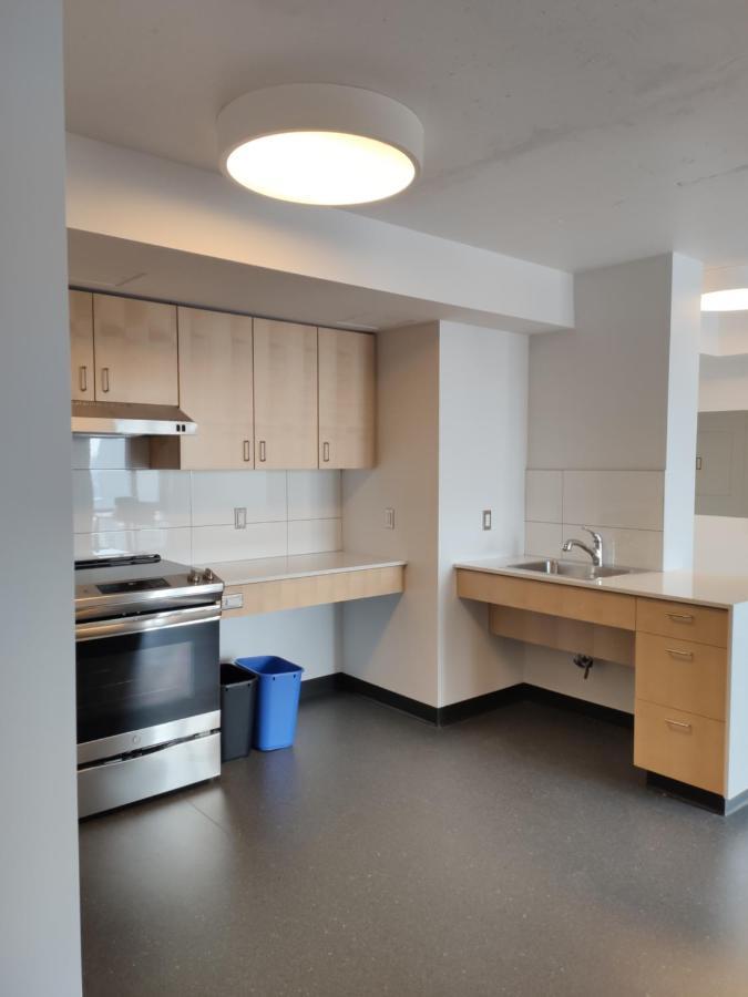Toronto Metropolitan University-Daphne Cockwell Complex Residence Extérieur photo