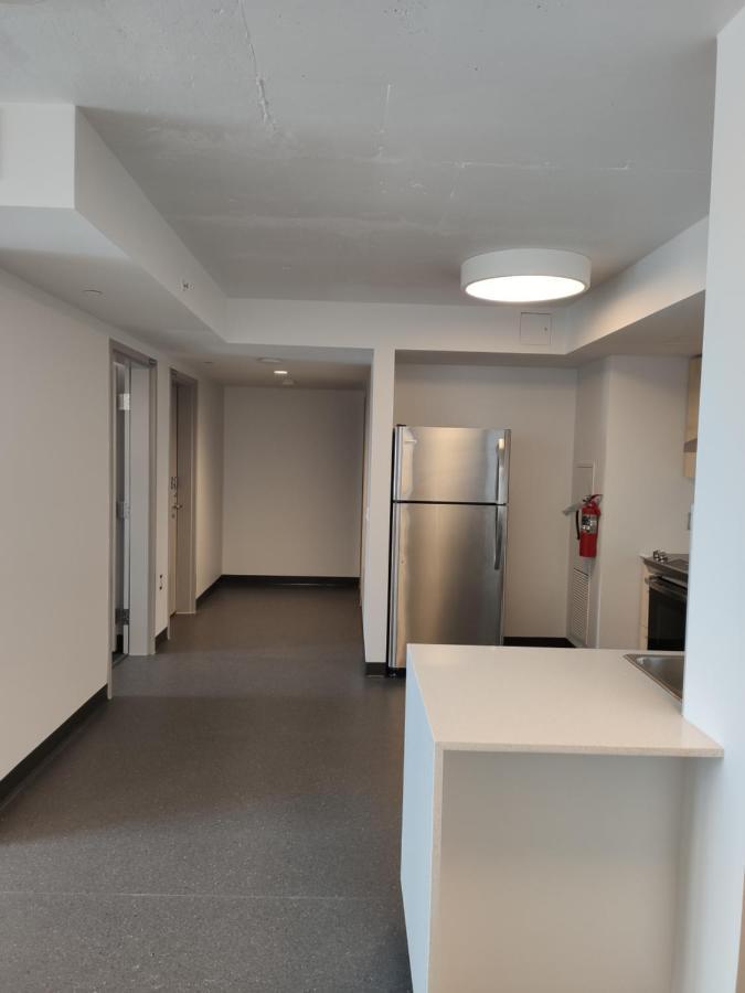 Toronto Metropolitan University-Daphne Cockwell Complex Residence Extérieur photo