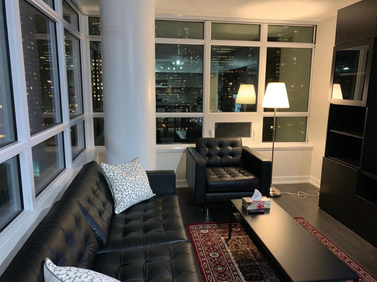 Toronto Metropolitan University-Daphne Cockwell Complex Residence Extérieur photo