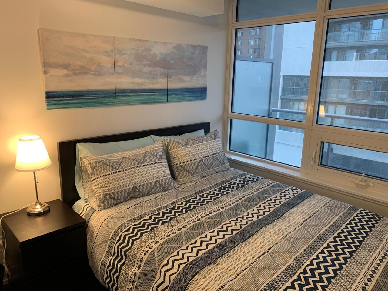Toronto Metropolitan University-Daphne Cockwell Complex Residence Extérieur photo