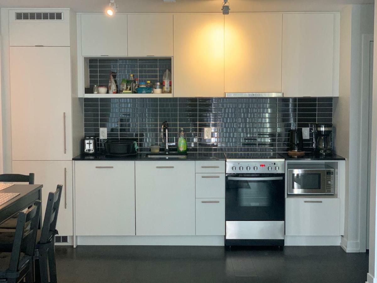 Toronto Metropolitan University-Daphne Cockwell Complex Residence Extérieur photo